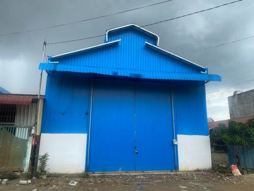 ឃ្លាំងសម្រាប់ជួល 700$ នៅចំការដូង