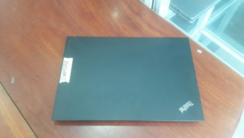 Lenovo ThinkPad T580 Core i7 (8CPUs) 8th Ram 16GB SSD 512GB Screen 15.6inch Full HD