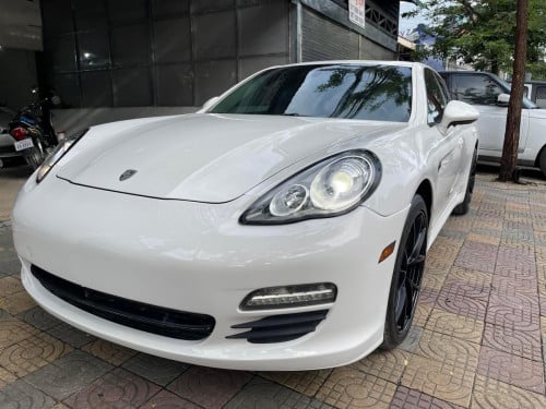 2012 Porsche Panamera