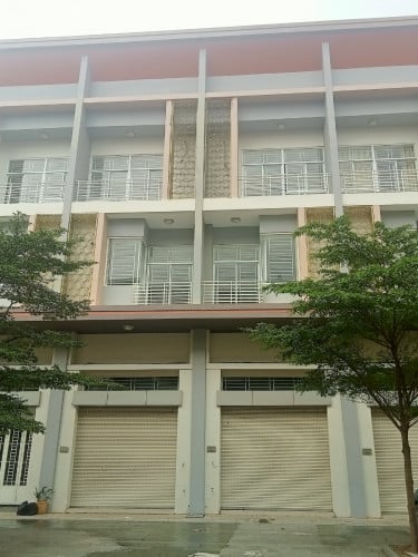 ផ្ទះអាជីវកម្មសម្រាប់លក់ ផ្លូវ6A