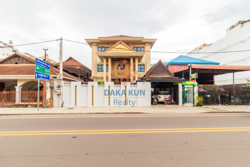 Boutique for Rent in Krong Siem Reap-Wat Bo