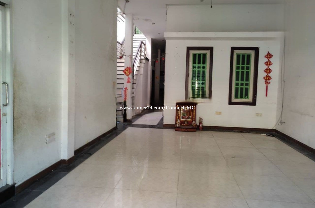 Villa for rent at Tuol Tom Poung II in Tuol Tumpung Pir, Chamkar Mon