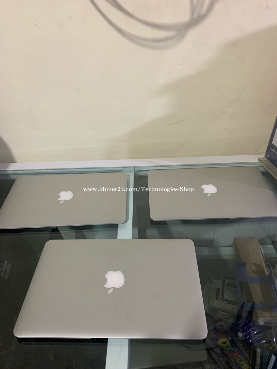 MacBook Air 11.6inch early 2015 ci5 ram 4gb ssd 128gb grade A 329