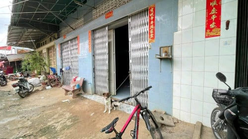 ផ្ទះលក់ ដូរជាមួយដីក៏បាន ឡានក៏បាន បង់រំលោះក៏បាន    មានអ្នកជួល350$/ខែ