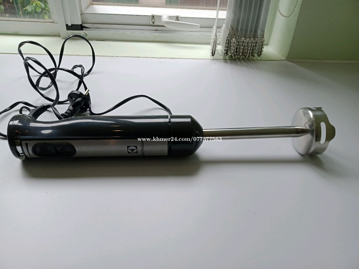 Electric Hand Blender in Phnom Penh, Cambodia on