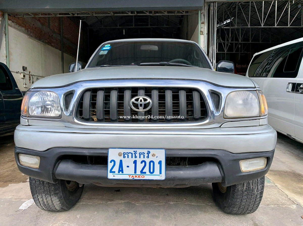 02 V6 in Phnom Penh, Cambodia on