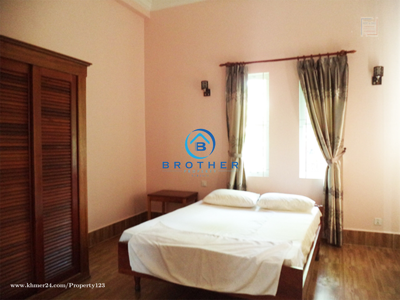 Two bedrooms house for rent 350 in Sala Kamraeuk, Krong Siem Reab