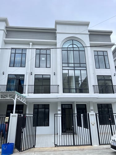 ផ្ទះលក់បន្ទាន់