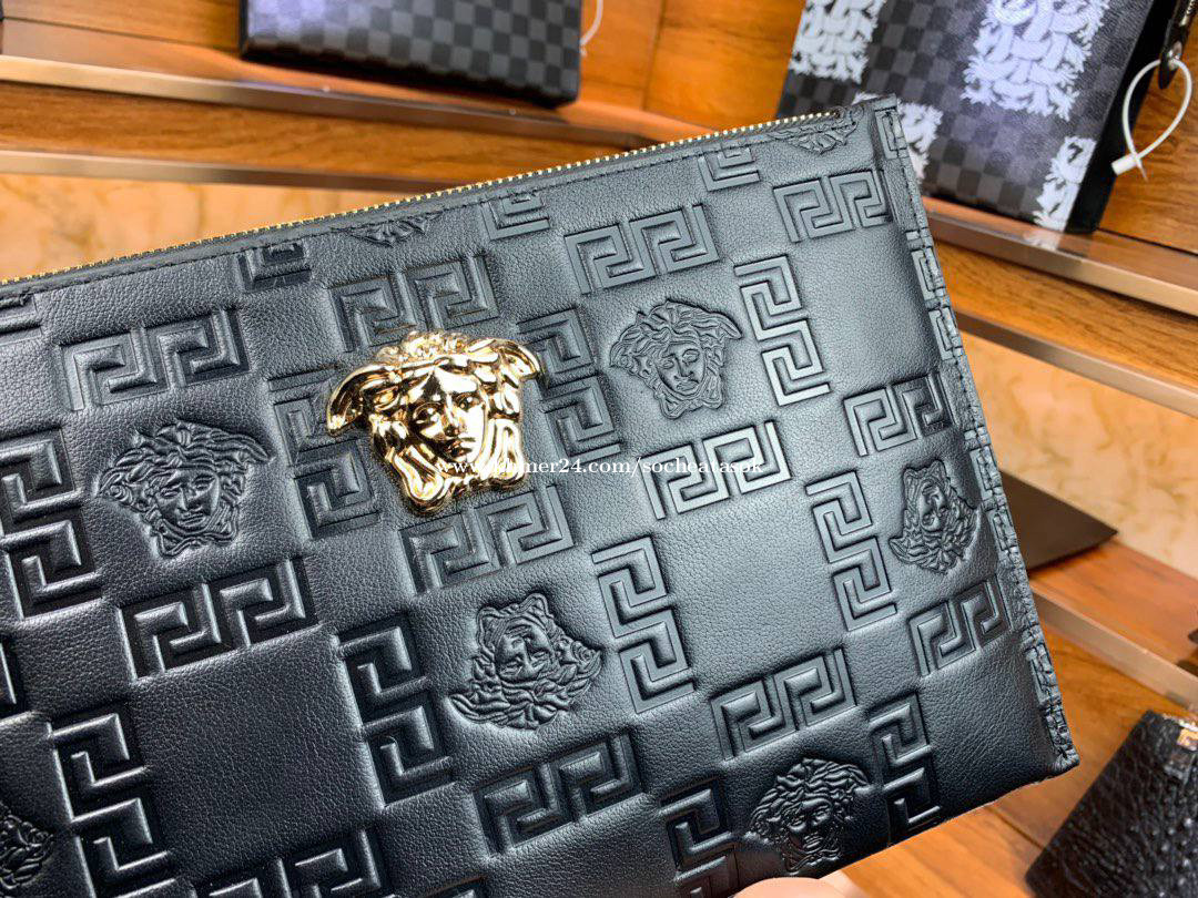 Versace Price 36.00 in Phnom Penh, Cambodia Rose Rose