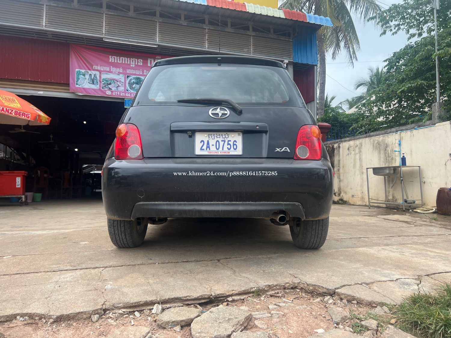 ឡានលក់បន្ទាន់ Toyota scion 04 Price 8500.00 in Phnom Penh, Cambodia