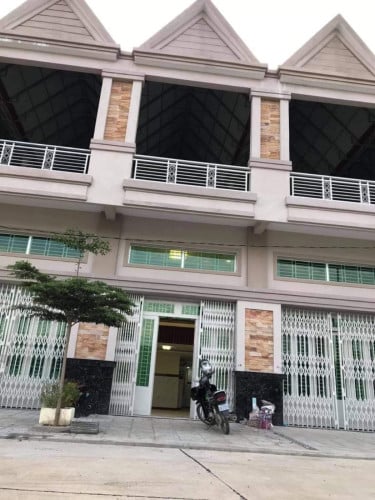 ផ្ទះលក់បន្ទាន់​ នៅបុរីខេអិន​(​ម្ចាស់ផ្ទះប្រញាប់លុយ)