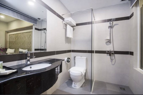 Hotel for Rent located in Phsar Thmei, សណ្ឋាគារជួល ទីតាំងនៅសង្កាត់ផ្សារថ្មី Property Code: VBRE00413
