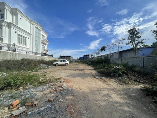 ដីសម្រាប់ជួល ទីតាំងនៅសង្កាត់ភ្នំពេញថ្មី / Property Code: VBRE00412