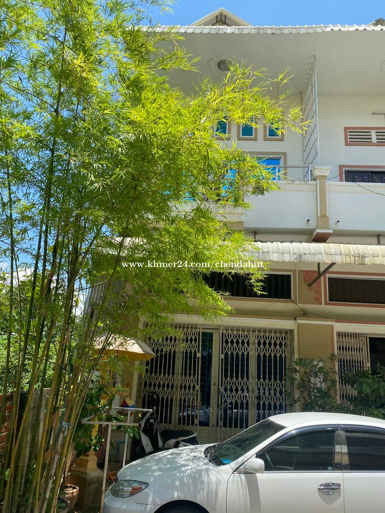 ផ្ទះល្វែងសម្រាប់លក់ពីរជាន់ E0 & E1 House for sale (4x14m) សង្កាត់និរោធ