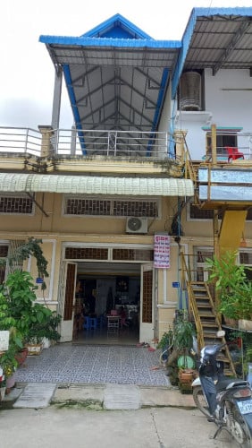 ផ្ទះល្វែងលក់បន្ទាន់កន់លុយខ្លាំងណាស់