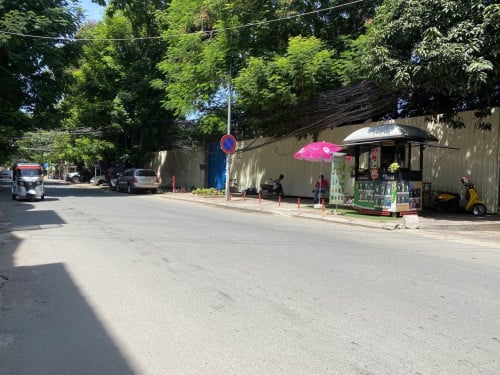 DEVELOPMENT LAND 1,806 SQM ALONG STREET 63  TONELE BASSAC – CHAMKARMORN