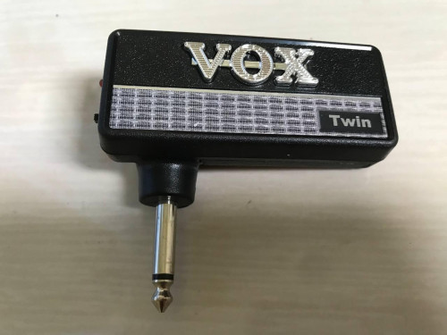 ដុំអំភ្លីសម្រាប់ហ្គីតា (ថ្មី) Vox amPlug Headphone Guitar Amp - Twin