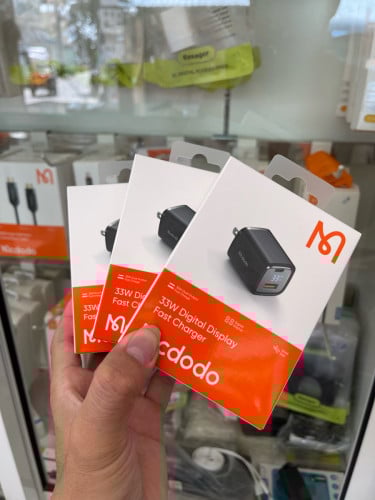 Mcdodo Adapter 33W Digital Display Fast Charger (Auto Disconnect)