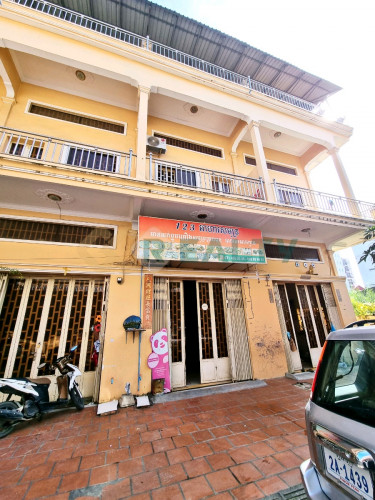 ផ្ទះល្វែងសម្រាប់លក់ / Flat House for Sale