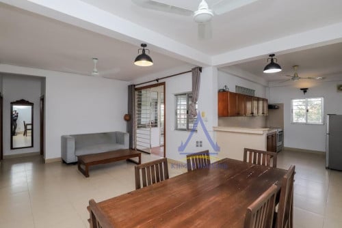 Doun Penh area | Spacious fully furnished 2 bedroom for rent Wat Phnom, Riverside