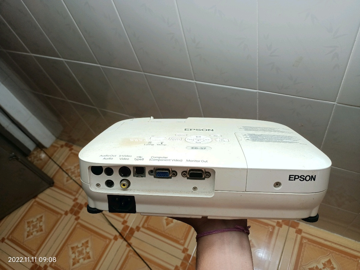 EPSON Projector Price 65.00 in Battambang, Cambodia visal Sean