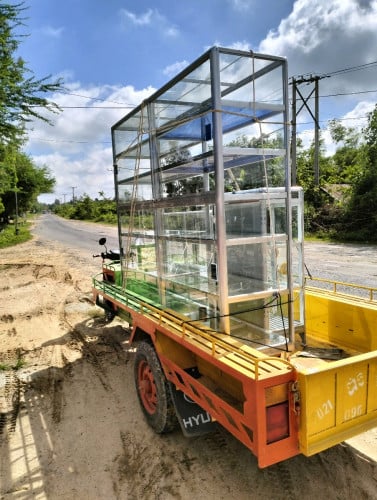 ទូកាហ្វេ ខ្នាតតូច