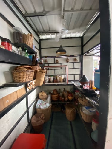 តូបទូរកាហ្វេសំរាប់លក់ តម្លៃ 200