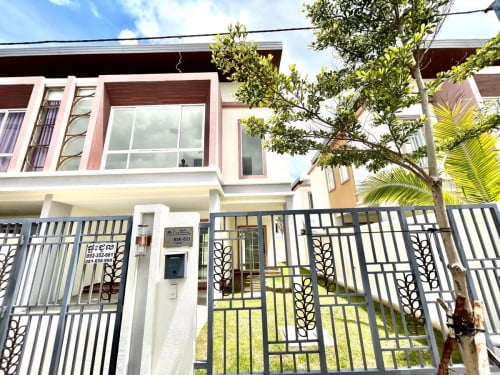 6A🏠ផ្ទះកែង💥 連排出租🏠（🌳🌳🍃有院子）