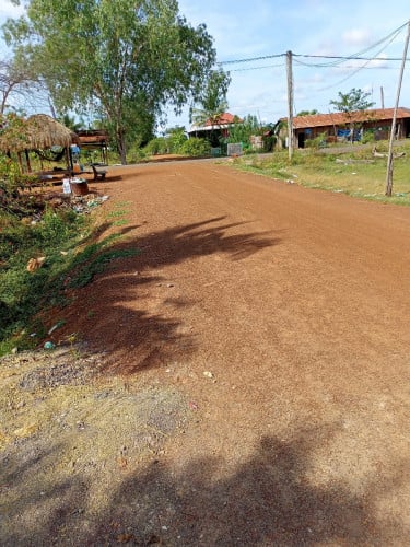 ដីលក់10*21