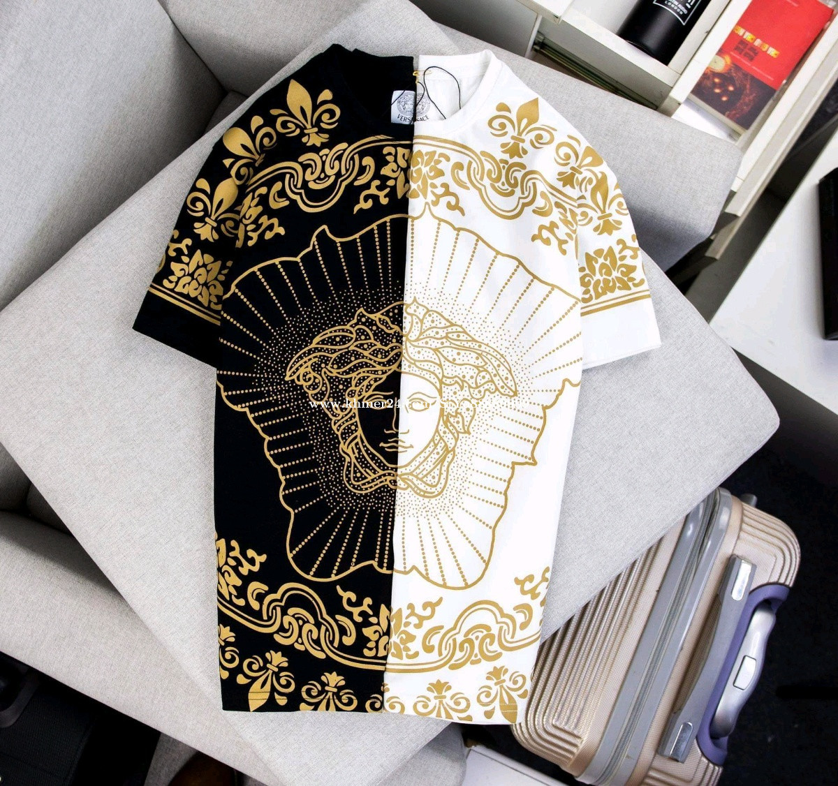 អាវយឺតដៃខ្លីប្រេន Versace Size M L XL XXL អីវ៉ាន់ថៃ សាច់ស្អាតដូចក្នុងរូបម៉េចអញ្ចឹង in Phnom Penh