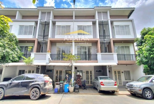 ផ្តះលក់នៅបុរីប៉េងហួត-ផ្លូវជាតិលេខ6A