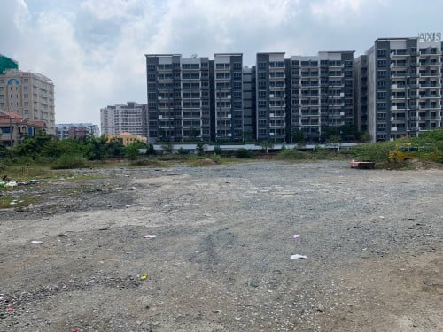 Land for Sale st.2004, ដីសម្រាប់ជួល លើផ្លូវធំផ្លូវ2004 ទីតាំងល្អ, Property Code: VBRE00895