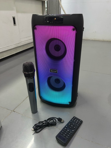 I need to sell Speaker មានមៃក្រូមួយ តេលេមួយ កំលាំង80w