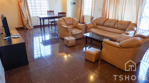 Big 2 Bedrooms Apartment for Rent in Toul Tompoung area