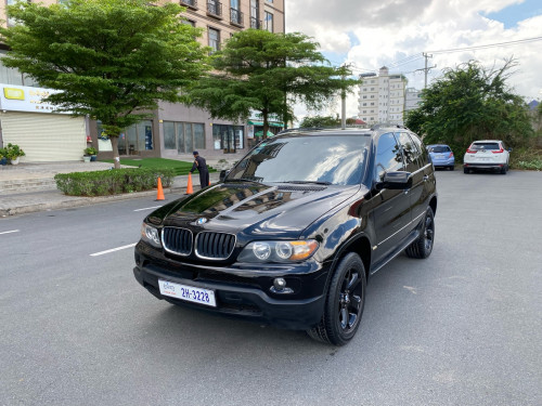 BMW X5 ឆ្នាំ 04 មហារថ្មី