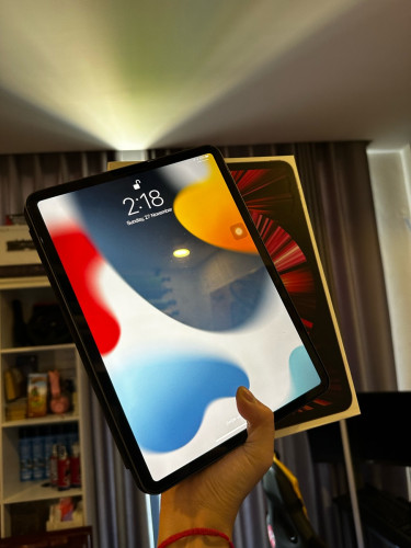 iPad Pro M1 11 inch WiFi លក់ប្រញាប់