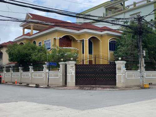 Villa for Rent located in Boeng Kak2,ផ្ទះវិឡាជួល ទីតាំងល្អលើផ្លូវធំនៅទួលគោក Property Code: VBRE00922 