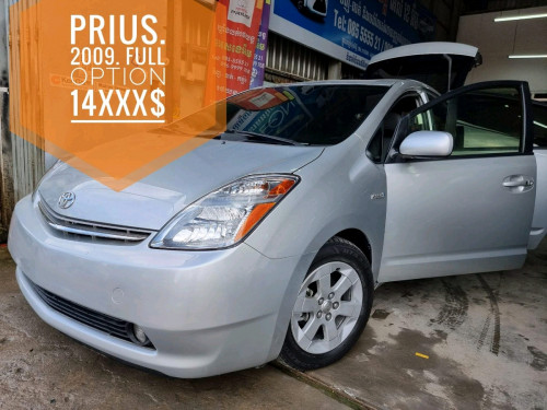 Prius 09 Full Option ធានាឡានស្អាត អត់បុក ពិន្ទុខ្ពស់ រំលស់ការទាប 0.51%