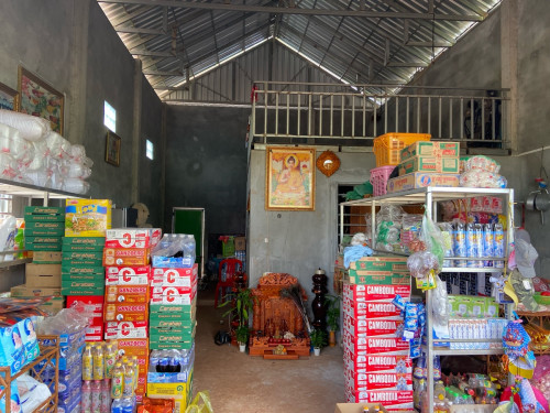 លក់ដីផ្ទះបន្ទាន់លុយ ទំហំដី 10*40ឞ ទំហំផ្ទះ 6*12ឞ សំយ៉ាបមុខ 6ឞ