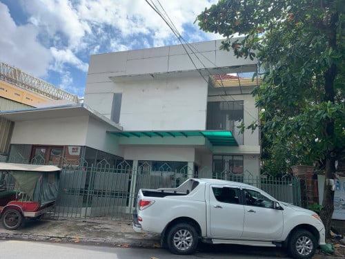 Villa for Rent in Tuol Kouk,​ ផ្ទះវិឡាជួល 300ម៉ែត្រពីរង្វង់មូលទួលគោកចាស់,​Property Code: VBRE00923