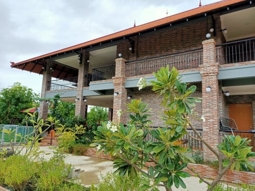 ភូមិគ្រឹះនិងរីសត ដី4ហិកតា ផ្លូវជាតិលេខ5 កំពង់ឆ្នាំង/Resort 40,000M2 of Land, NR5 Kampong Chnang