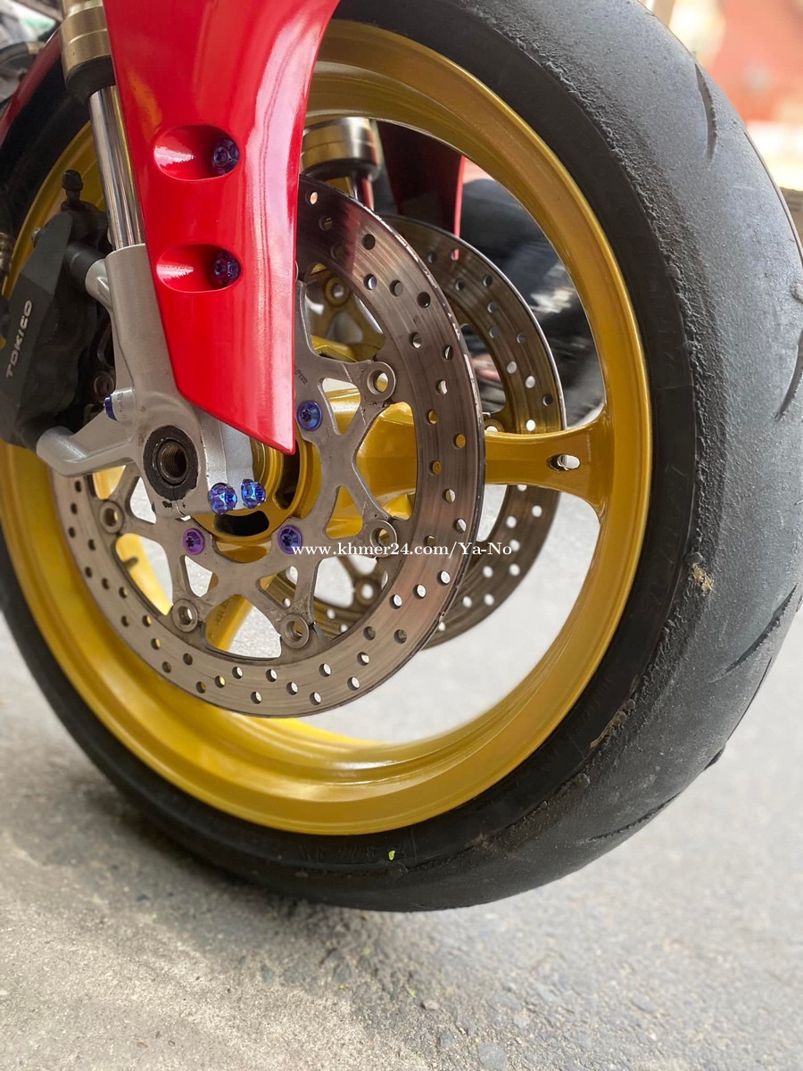 Yamaha exciter modified big wheels in Phnom Penh, Cambodia on