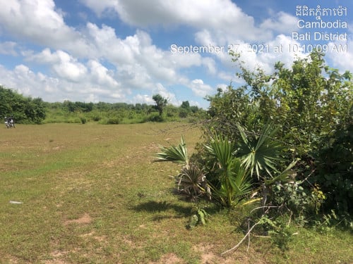 » ទំហំដី (ប្រហែល4334m2)ជិតម្ដុំភ្នំតាម៉ៅ» តម្លៃ 15$/m2»ម្ចាស់ផ្ទាល់​ ប្លង់រឹង