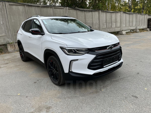 Chevrolet tracker redline