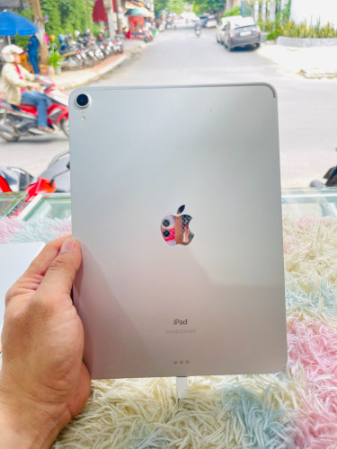 iPad Pro 11inch 64G WiFi From USA new 98% 