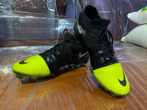 Nike Mercurial GS360  size 41