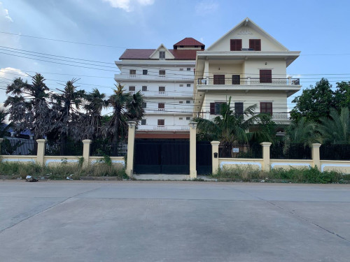 អគារជួល នៅសង្កាត់ខ្មួញលើផ្លូវធំរកស៊ីបាន,​Building for Rent(Sangkat Khmuonh),Property Code: VBRE00382 