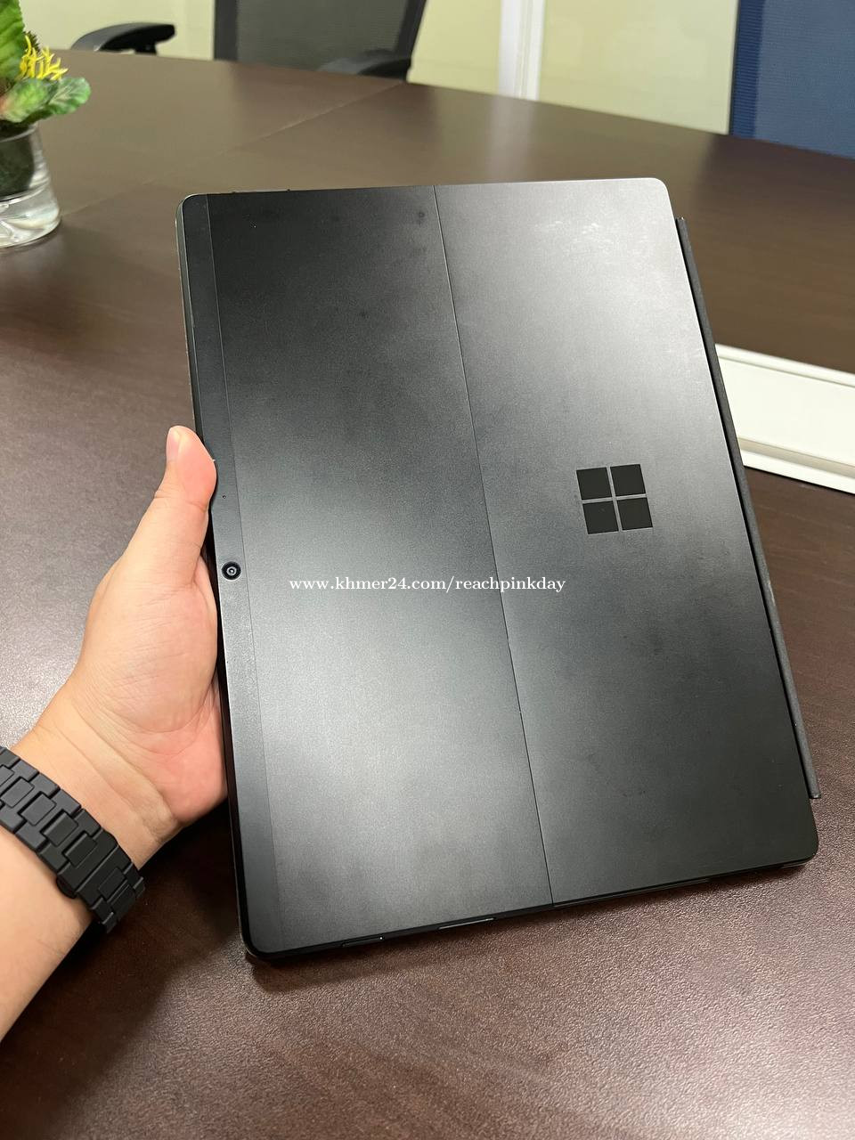 Microsoft surface pro x for sell Price 889.00 in Phnom Penh, Cambodia