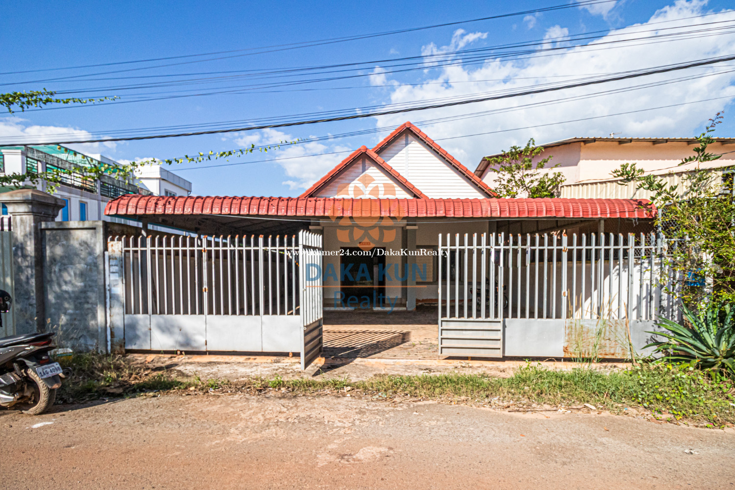 ផ្ទះលក់ក្នុងសង្កាត់ស្វាយដង្គុំ, ក្រុងសៀមរាប/House for Sale in Krong