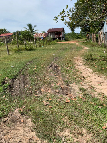 ដីនៅកំពង់សោមរាម
